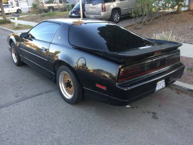 1987 Pontiac Firebird Trans Am Coupe 2-Door - photo 3