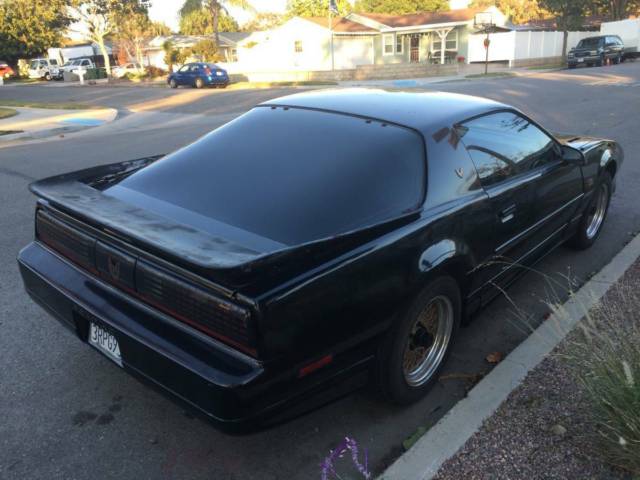 1987 Pontiac Firebird Trans Am Coupe 2-Door - photo 4