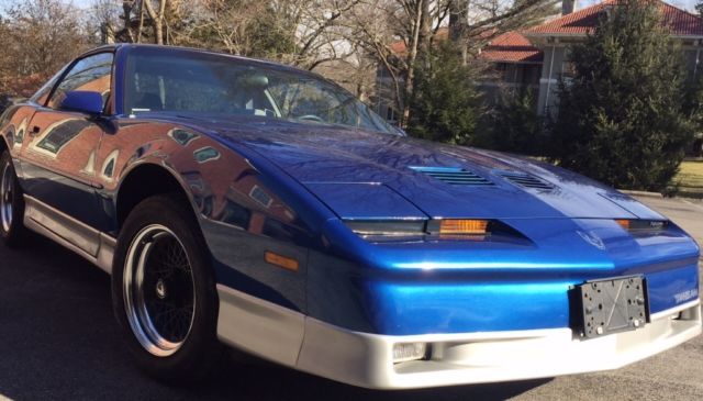 1987 Pontiac Firebird Trans Am w/ 23k original miles 1987 Pontiac Trans Am