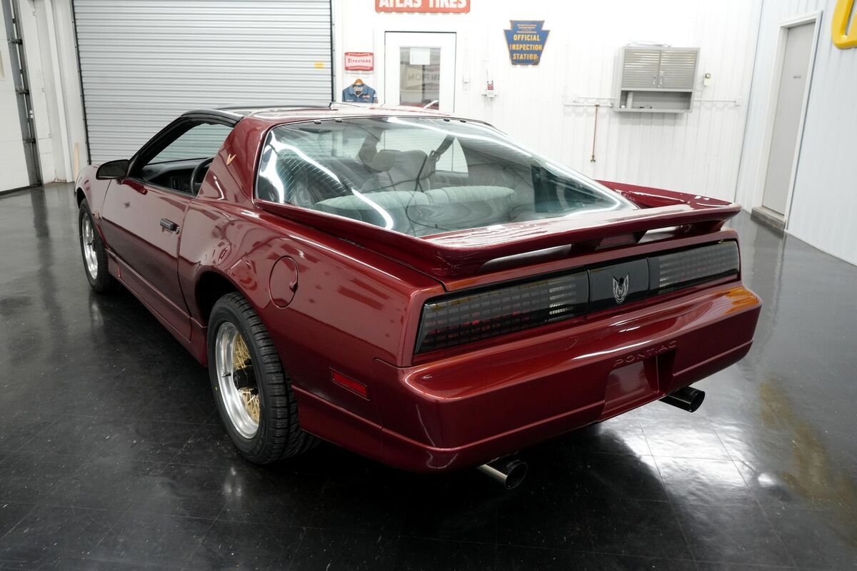1987 Pontiac Firebird Trans Am WS6 GTA Style - photo 4