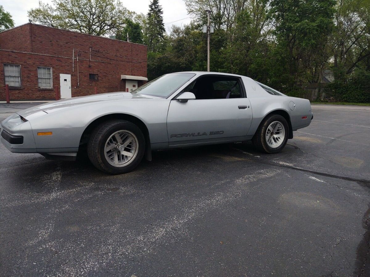 1987 Pontiac Formula 350 1987 Pontiac Firebird