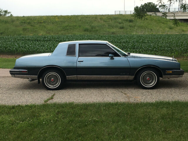 1987 Pontiac Grand Prix LE - photo 4