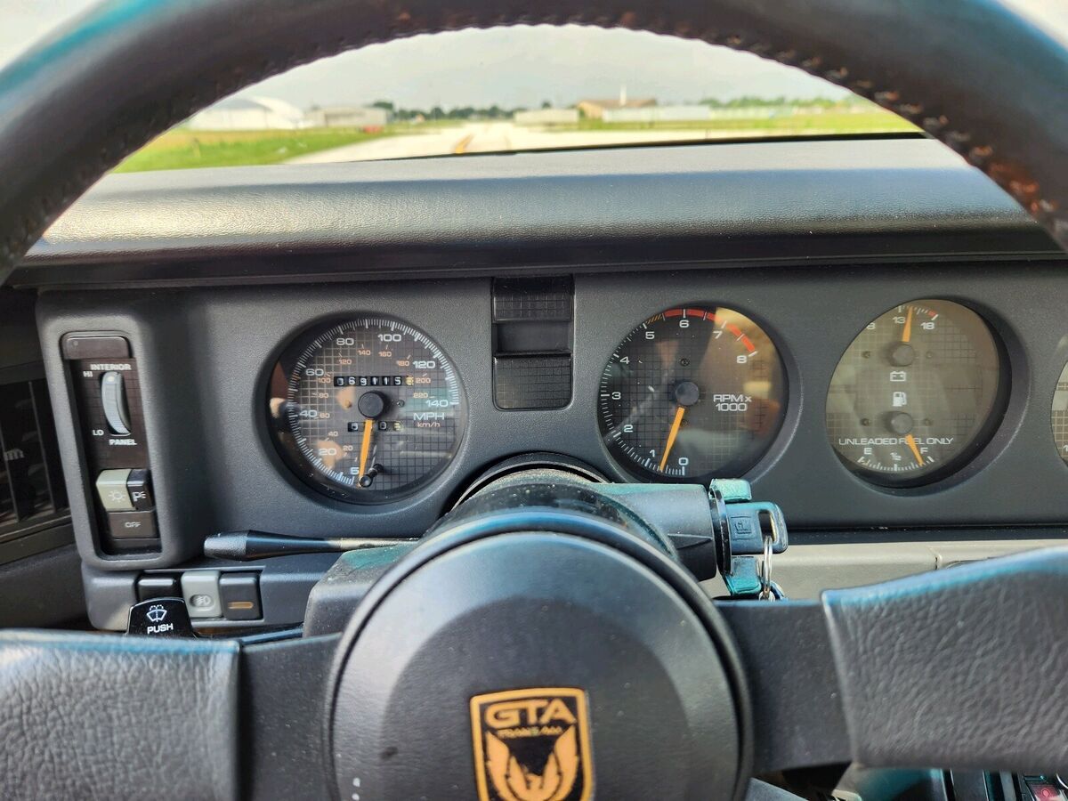 1987 Pontiac Firebird TRANS AM - photo 11