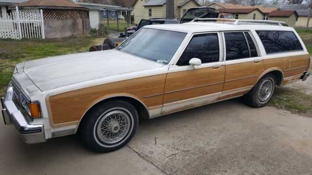 1987 Pontiac Safari station wagon - Daily Driver 1987 Pontiac Safari Station Wagon