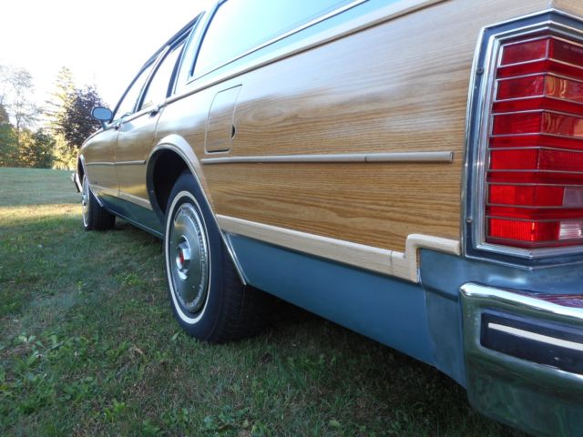 1987 Pontiac Safari - photo 10