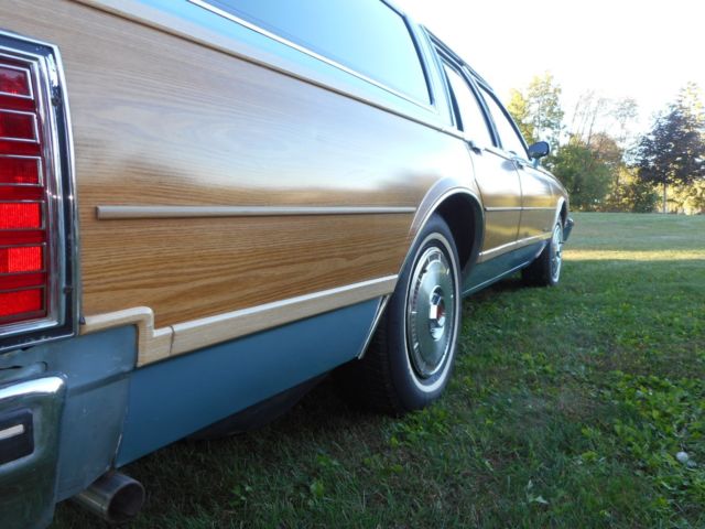 1987 Pontiac Safari - photo 9