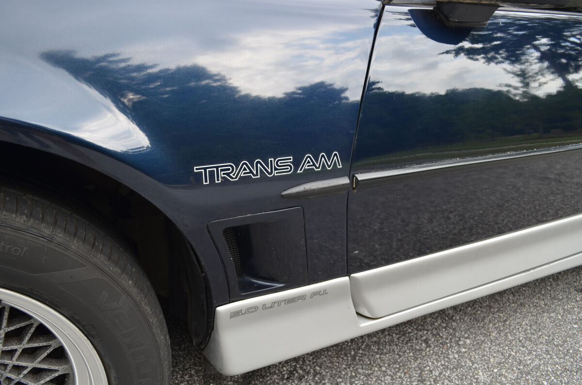 1987 Pontiac Trans Am - photo 11