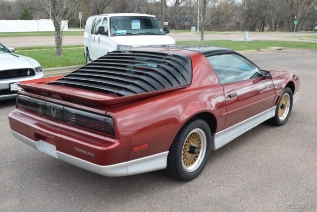 1987 Pontiac Firebird 1987 PONTIAC TRANS AM FIREBIRD, V8, A/C, 32K MILES - photo 5