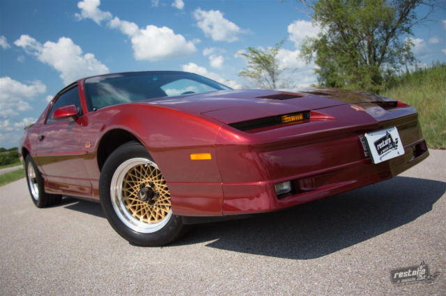 1987 Pontiac Trans AM GTA, 5.7L, Auto, Low Miles, One Family Owned 1987 Pontiac Trans Am Trans Am Coupe 2-Door