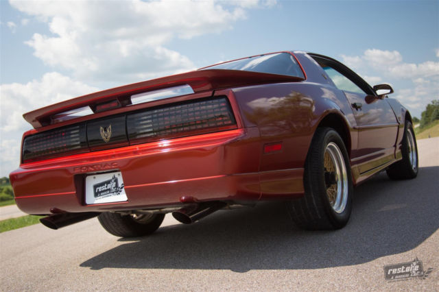 1987 Pontiac Trans Am Trans Am Coupe 2-Door - photo 4