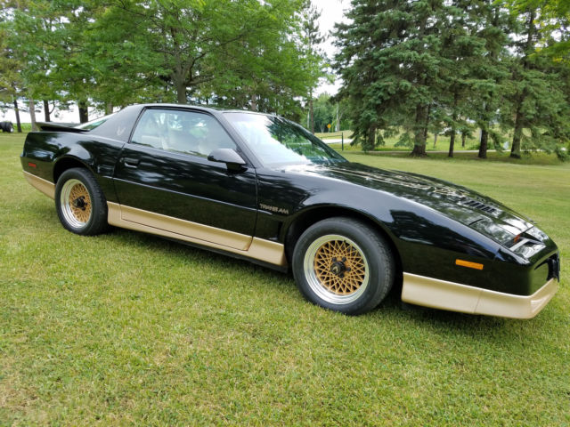 1987 Pontiac Trans Am - photo 2