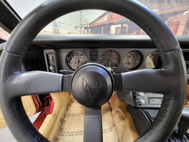 1987 Pontiac Firebird 2dr Coupe Trans Am - photo 11