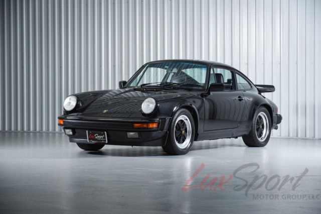 1987 Porsche 911 3.2 Carrera Coupe Black/Black 32,000 Miles 100% Original MINT!! 1987 Porsche 911 Carrera Coupe 2-Door