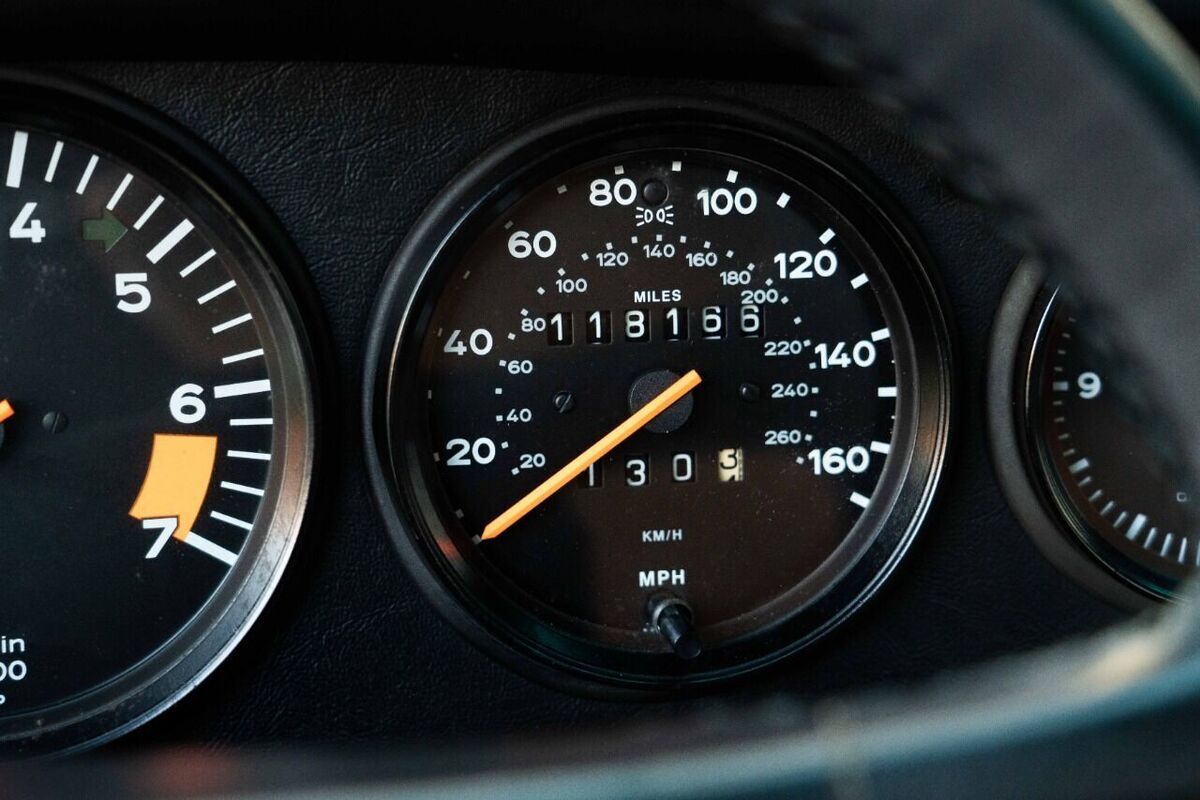 1987 Porsche 911 Carrera 2dr Coupe - photo 6