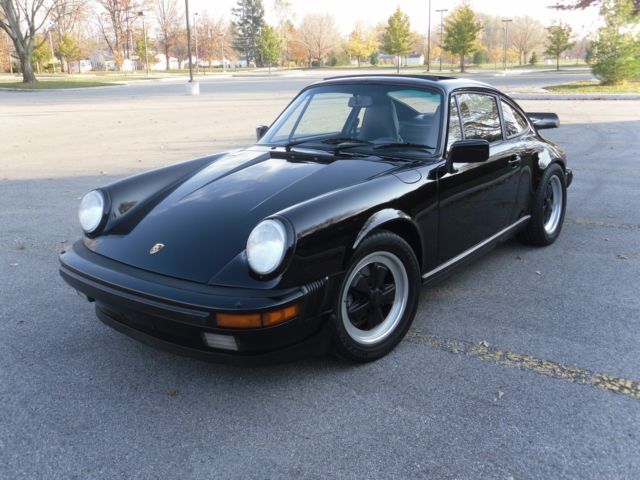 1987 Porsche 911 Carrera Black/Black 1987 Porsche 911 Carrera