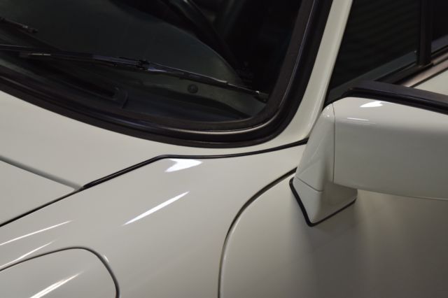 1987 Porsche 911 Carrera Convertible 2-Door - photo 7