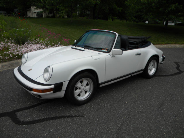 1987 Porsche 911 Carrera Convertible 2-Door 3.2L 1987 Porsche 911