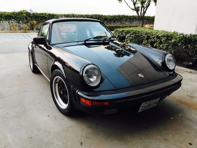 1987 porsche 911 Carrera coupe 3.2 Liter matching numbers black on black 1987 Porsche 911 2 door coupe