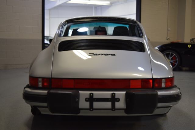 1987 Porsche 911 Carrera Coupe 2-Door - photo 8