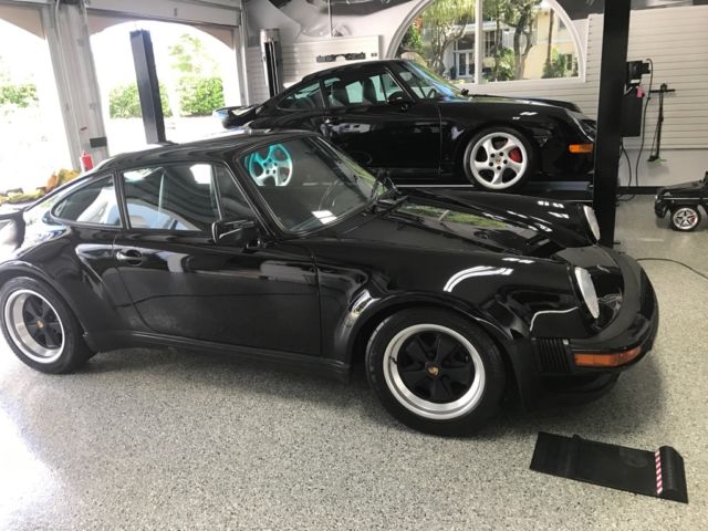 1987 Porsche 930 COUPE
