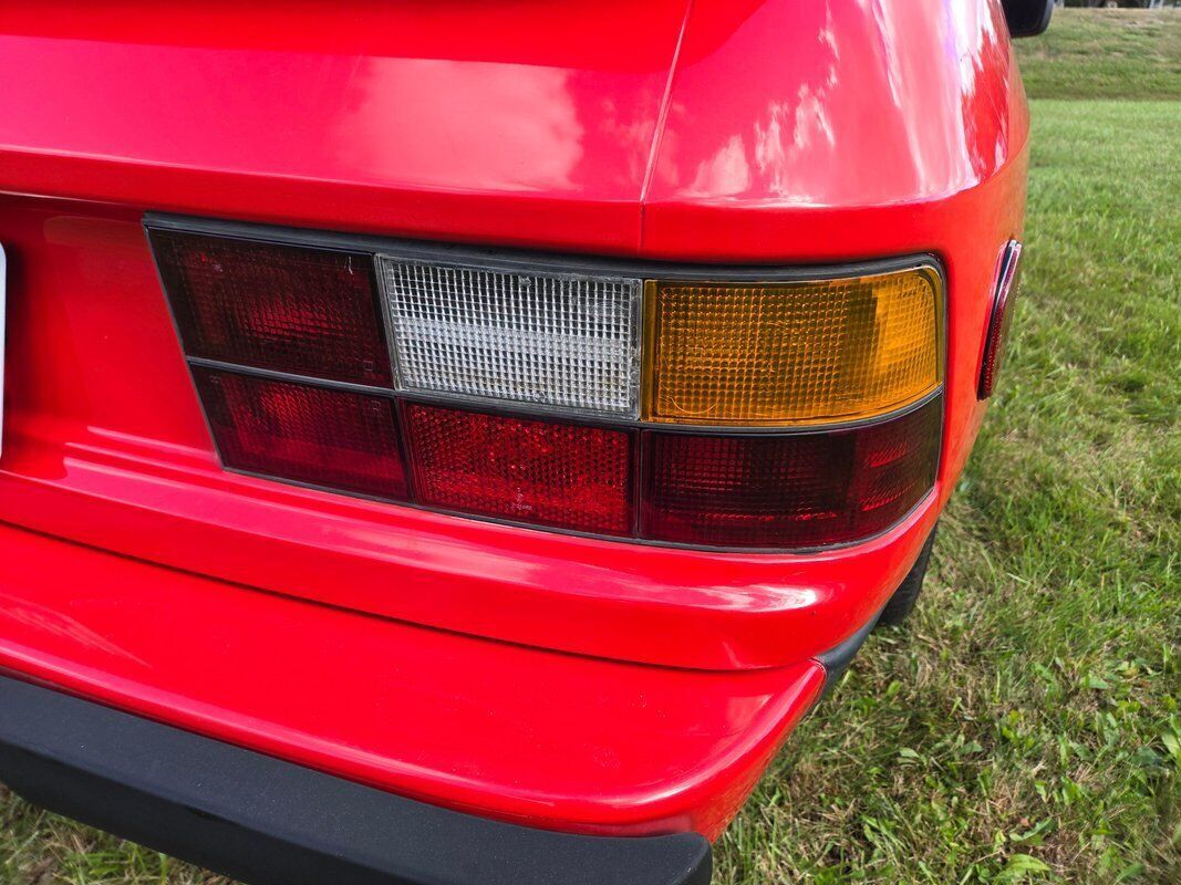 1987 Porsche 924 - photo 13