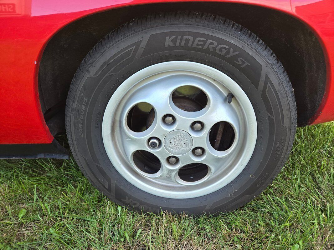 1987 Porsche 924 - photo 5