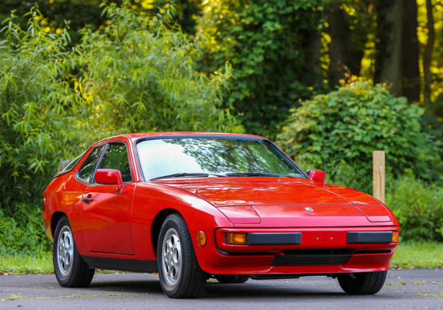 1987 Porsche 924 924 Manual 2DR Coupe 5 Speed Manual 46K mi Collectible CARFAX - photo 3