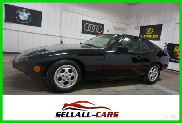 1987 Porsche 924 S 2.5L I4 5-Speed Sporty Classic Nice 60+Photos No Reserve 1987 Porsche 924 S