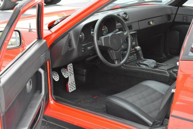 1987 Porsche 924 S - photo 2