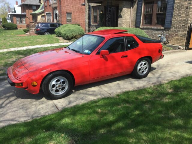 1987 Porsche 924S: 59k miles/owned 21 years w/all records 1987 Porsche 924 S