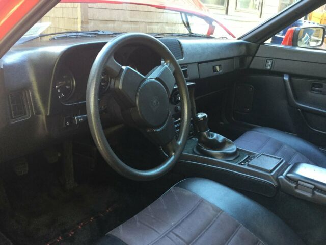 1987 Porsche 924 S - photo 9