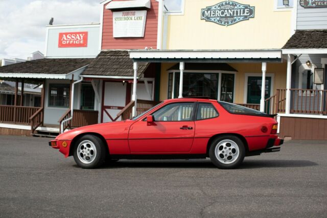 1987 Porsche 924 Sport - photo 2