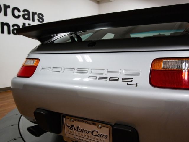 1987 Porsche 928 S4 - photo 9