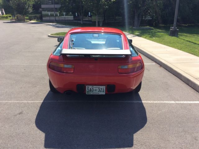 1987 Porsche 928 Leather - photo 11