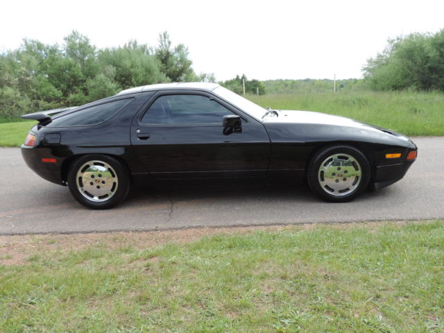 1987 Porsche 928 - photo 12