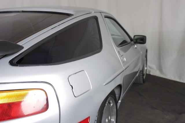 1987 Porsche 928 -- - photo 10