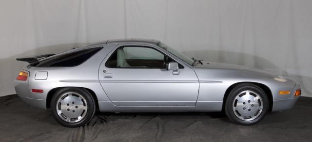 1987 Porsche 928 -- - photo 11