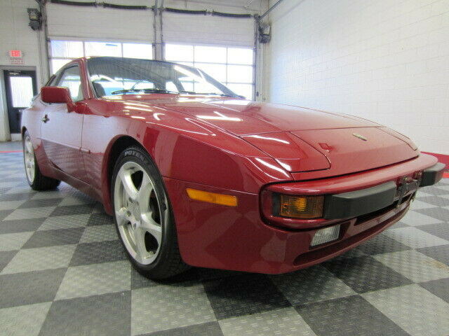 1987 Porsche 944 39k mi. 5 spd. 2 owner clean CarFax Private Collection Offering 1987 Porsche 944