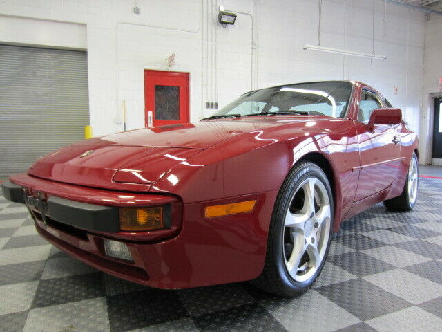 1987 Porsche 944 - photo 2