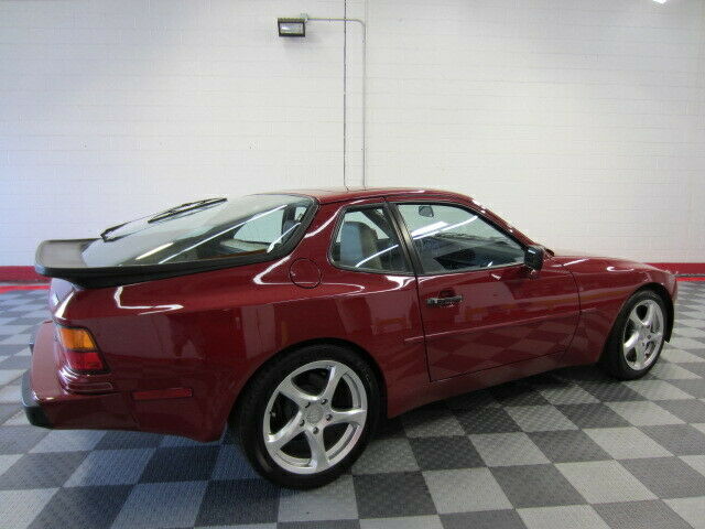 1987 Porsche 944 - photo 4