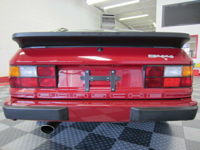 1987 Porsche 944 - photo 7