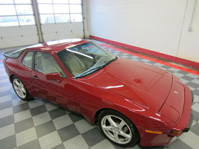 1987 Porsche 944 - photo 9