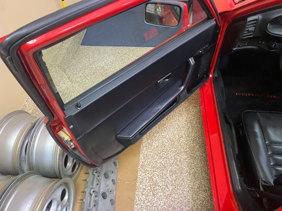1987 Porsche 944 - photo 11