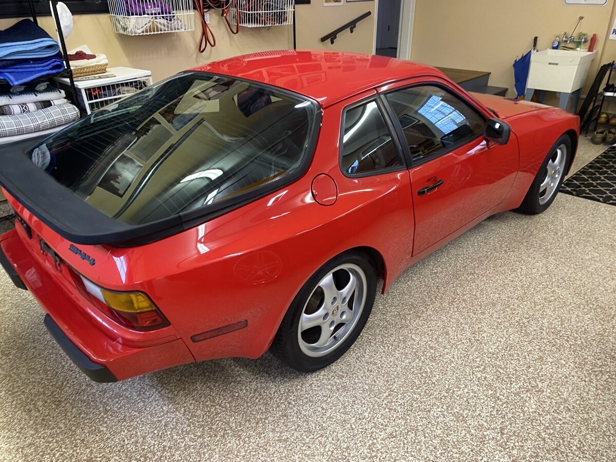 1987 Porsche 944 - photo 7