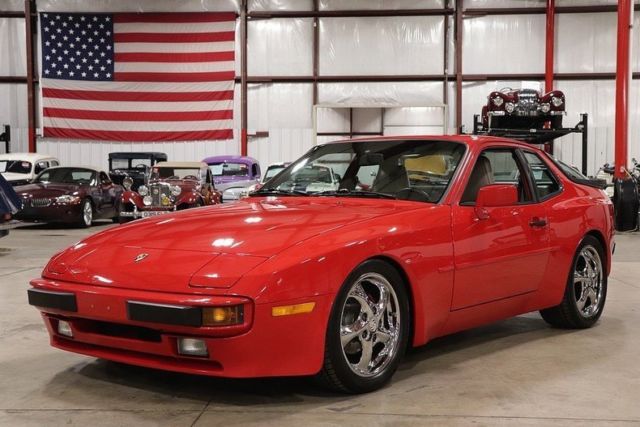 1987 Porsche 944 91089 Miles Guards Red Coupe 2.7L H4 5 Speed Automatic 1987 Porsche 944 --