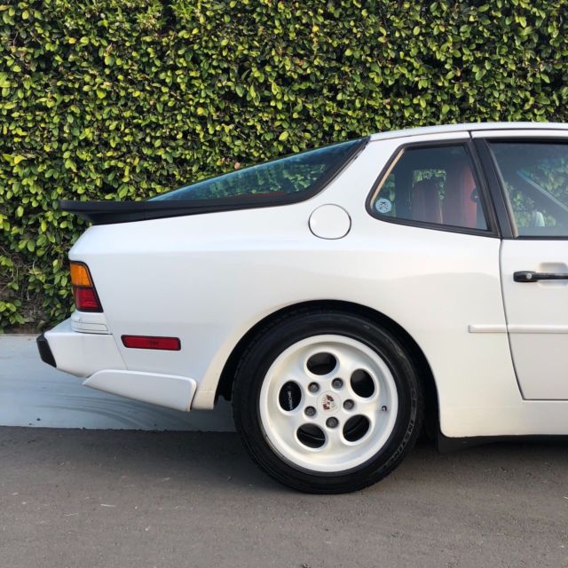 1987 Porsche 944 Alpine White - photo 4