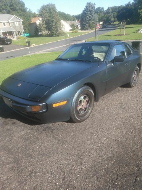 1987 Porsche 944 Base, manual transmission - photo 4