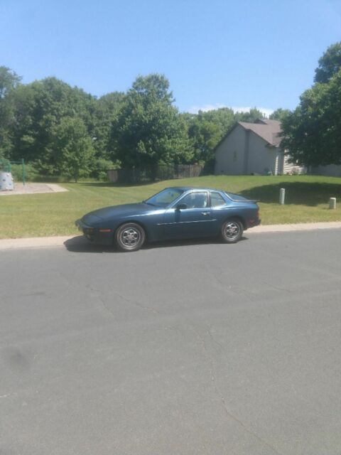 1987 Porsche 944 Base, manual transmission - photo 5