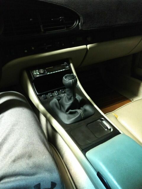 1987 Porsche 944 Base, manual transmission - photo 8