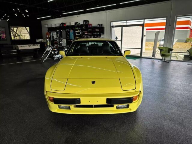 1987 Porsche 944 Coupe - photo 2